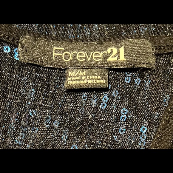 FOREVER 21 Woman’s sleeveless Racerback Blue sequins tan top - Picture 4 of 6